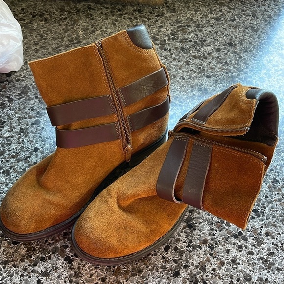 Steve Madden Dormaa Suede Moto Bootie Buckles Size 6.5M side zip double buckle - Picture 8 of 15